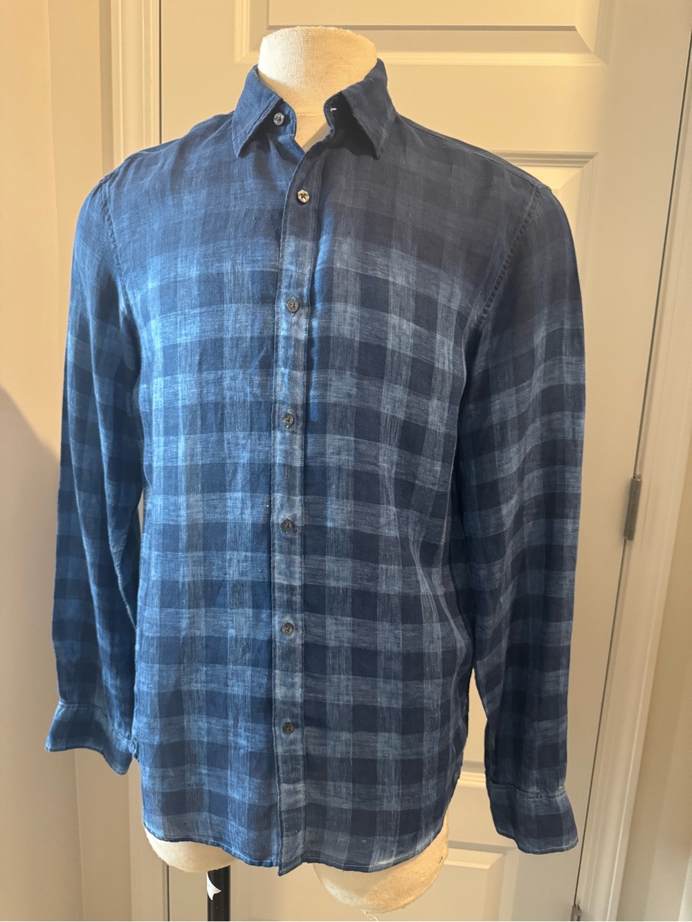 Michael Kors Men's Navy Plaid Linen Slim Fit Button-Down Shirt Size Medium